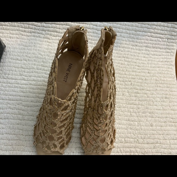 Nine West Sandals Heels Suede color Cinnamon Size 10 Women’s - Picture 4 of 6